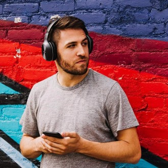 Edifier W800BT Plus Ασύρματα/Ενσύρματα Over Ear Ακουστικά με 55 ώρες Λειτουργίας Μαύρα