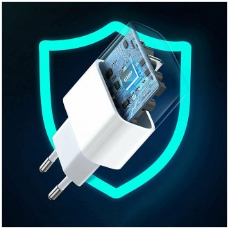Ugreen Φορτιστής με Θύρα USB-C και Καλώδιο Lightning 20W Power Delivery / Quick Charge 4.0 Λευκός (CD137)